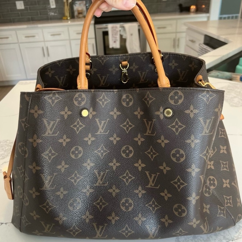Louis Vuitton Montaigne MM